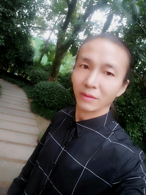 北方的狼的第一张照片--保定相亲服务中心