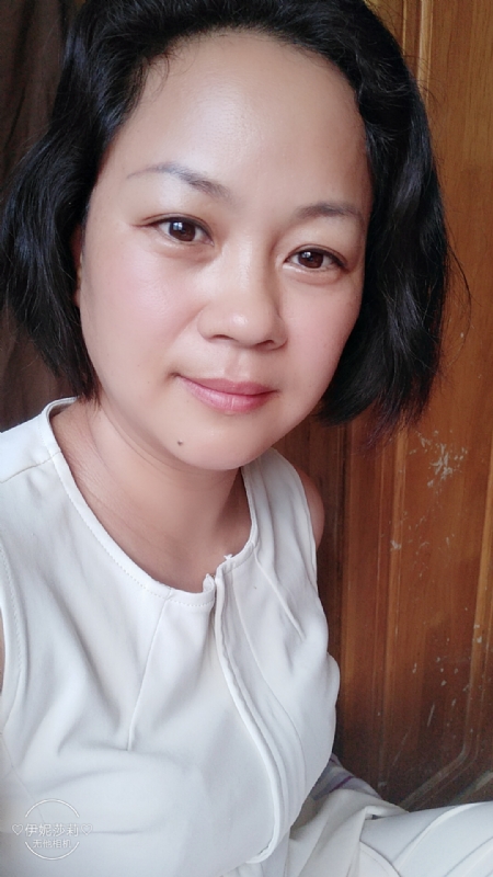 催乳师的第一张照片--保定相亲服务中心