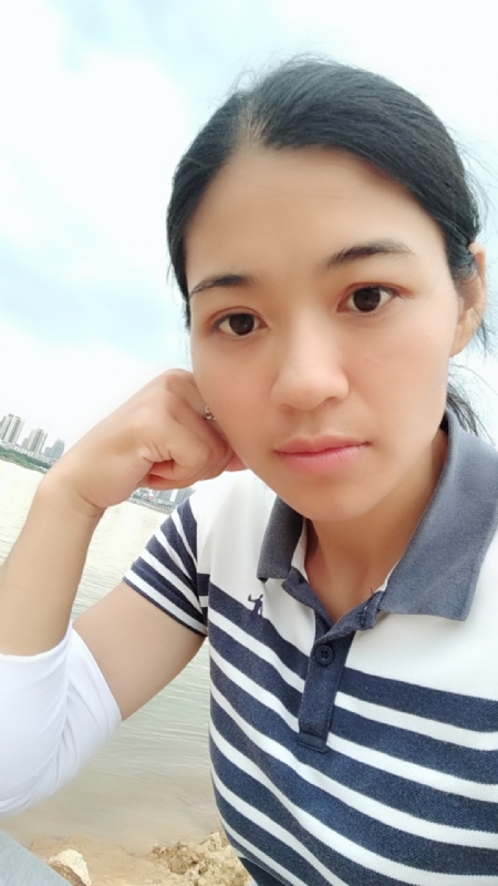 梅子的第一张照片--保定相亲服务中心