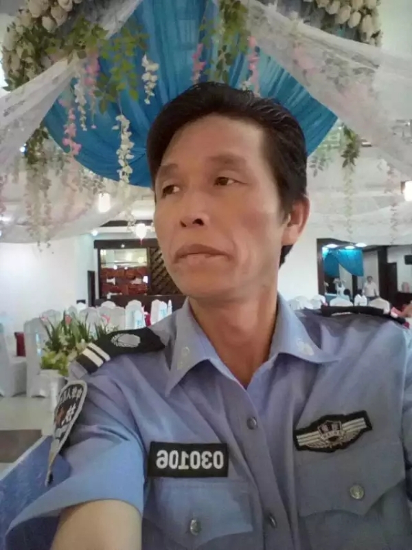卧窗听雨的第二张照片--保定相亲服务中心
