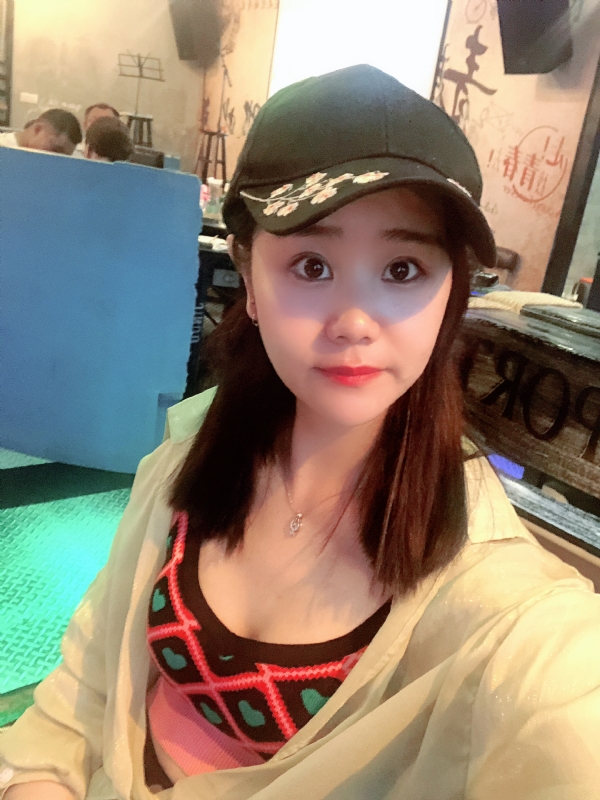 沐秋的第一张照片--保定相亲服务中心