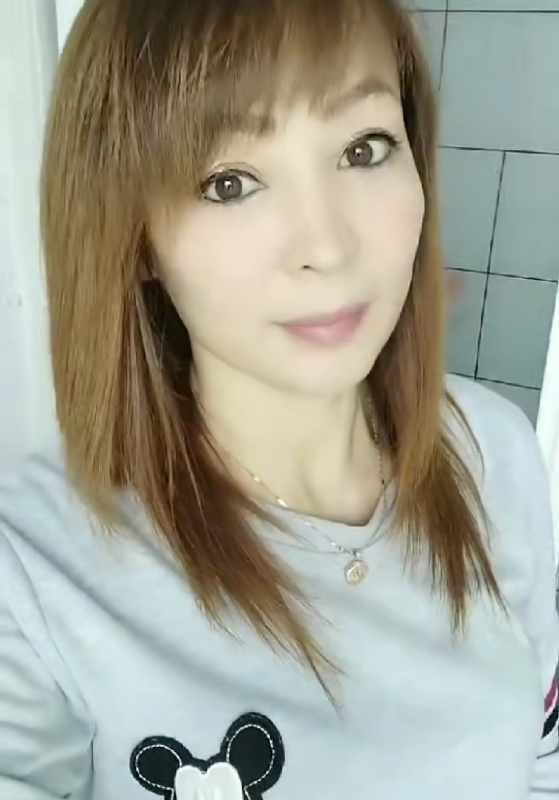 魅力白玲的第一张照片--保定相亲服务中心