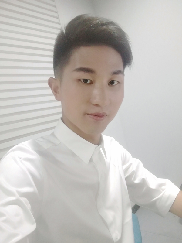 MrLi的第二张照片--保定相亲服务中心