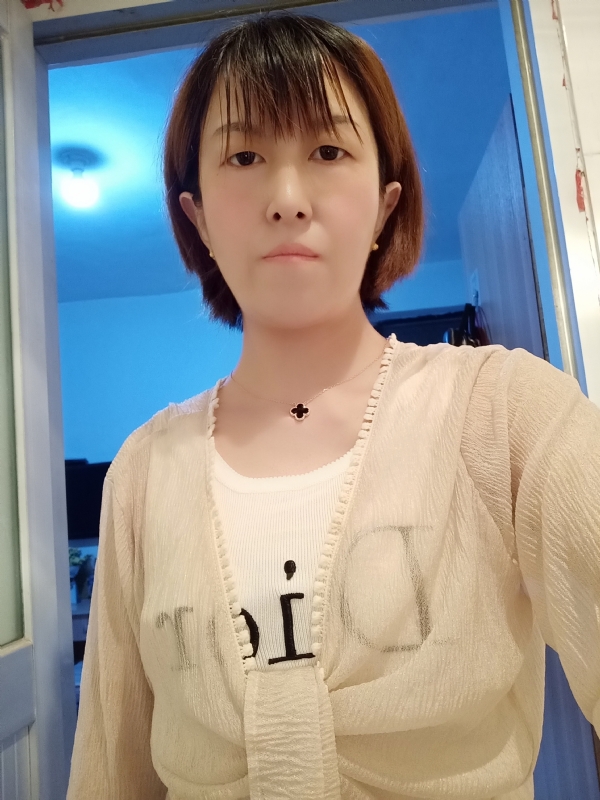 芬儿的第一张照片--保定相亲服务中心
