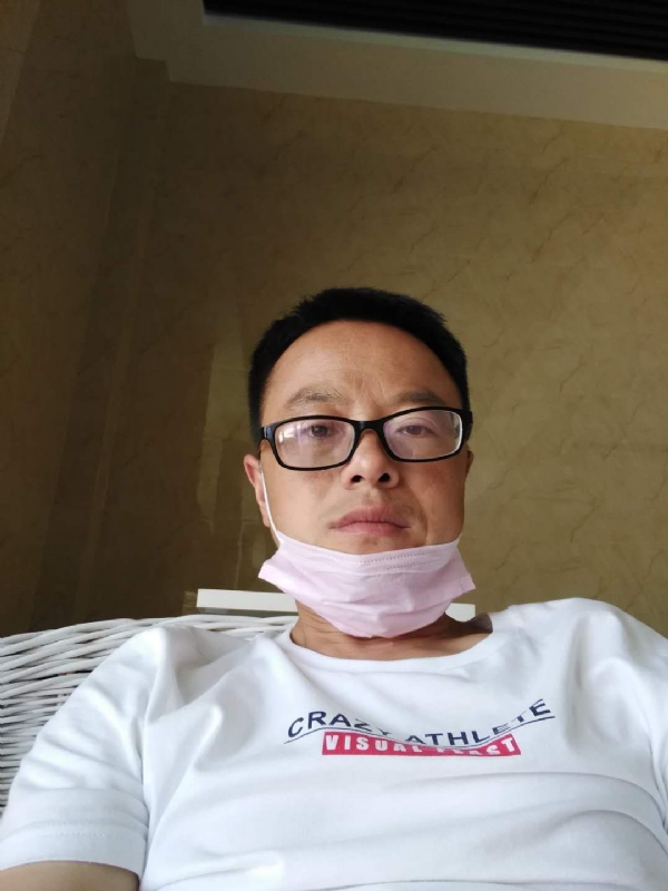 小马奔腾的第一张照片--保定相亲服务中心