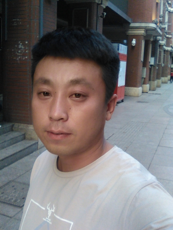冰冷的心的第一张照片--保定相亲服务中心