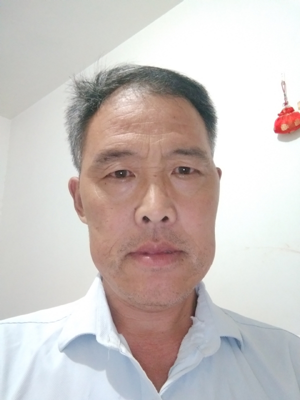 邹学辉的第三张照片--保定相亲服务中心