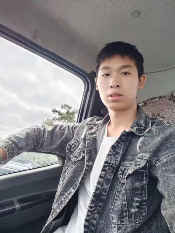康康的第一张照片--保定相亲服务中心