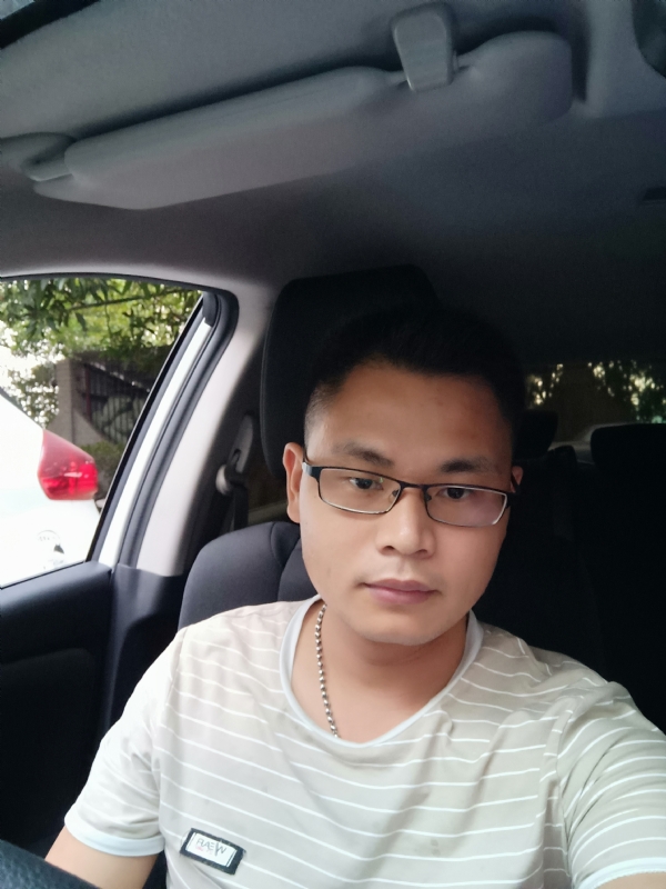 水明的第二张照片--保定相亲服务中心