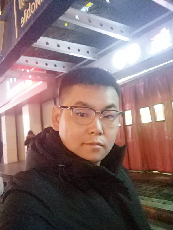 杜跃龙的第二张照片--保定相亲服务中心