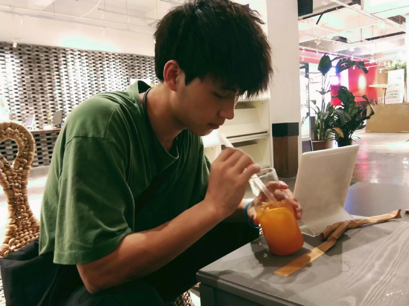 一花一世界的第一张照片--保定相亲服务中心