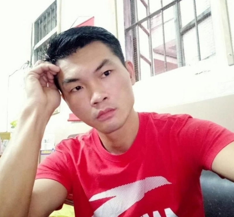 英俊的台灯的第一张照片--保定相亲服务中心