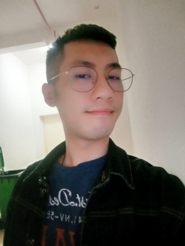 赫兹的第一张照片--保定相亲服务中心