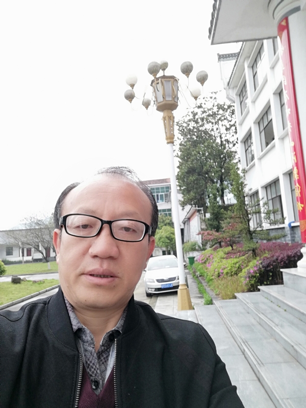 玫瑰祥云的第二张照片--保定相亲服务中心