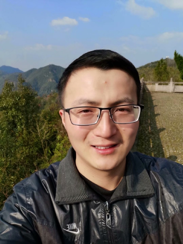 杨先生的第一张照片--保定相亲服务中心
