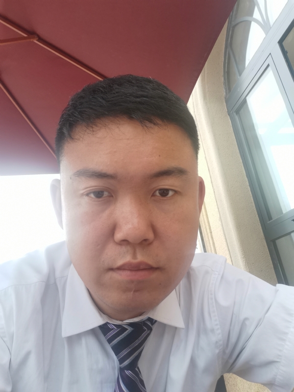 小龙哥的第一张照片--保定相亲服务中心