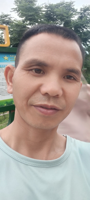 找个相爱的人结婚的第一张照片--保定相亲服务中心