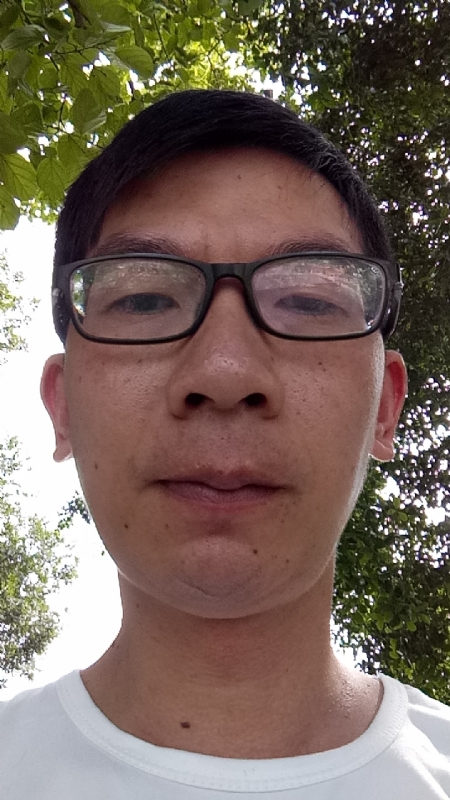 奋斗的第一张照片--保定相亲服务中心