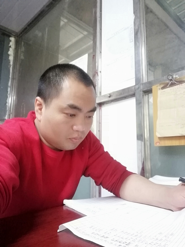 小吴的第一张照片--保定相亲服务中心