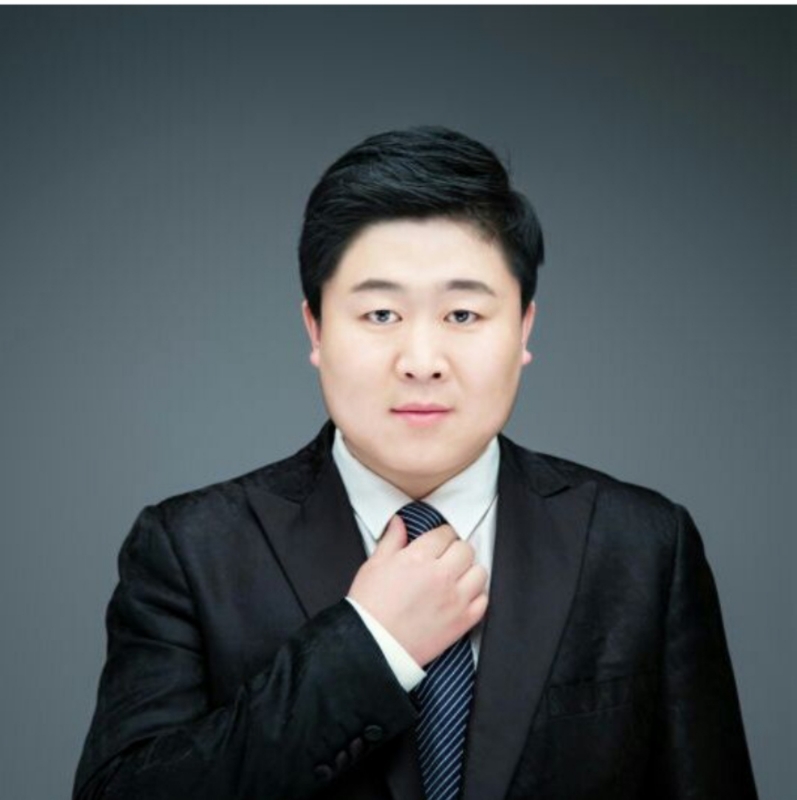 迷途小书童的第一张照片--保定相亲服务中心