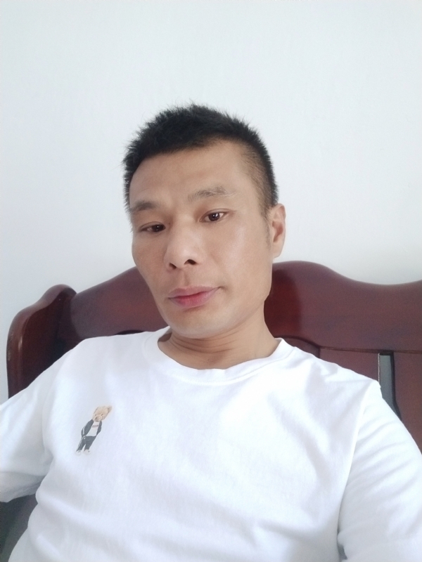 年少轻狂的第一张照片--保定相亲服务中心