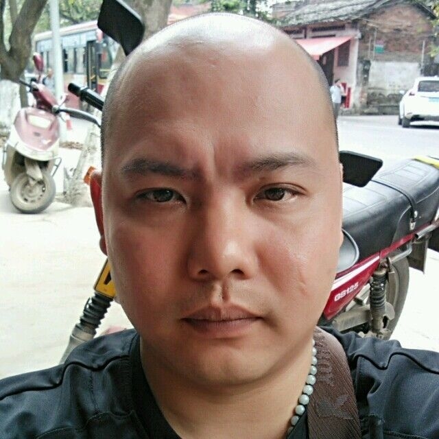 开心就好的第一张照片--保定相亲服务中心