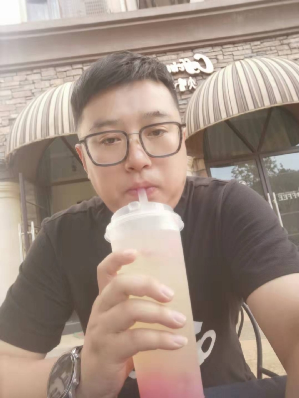半旧情怀的第一张照片--保定相亲服务中心