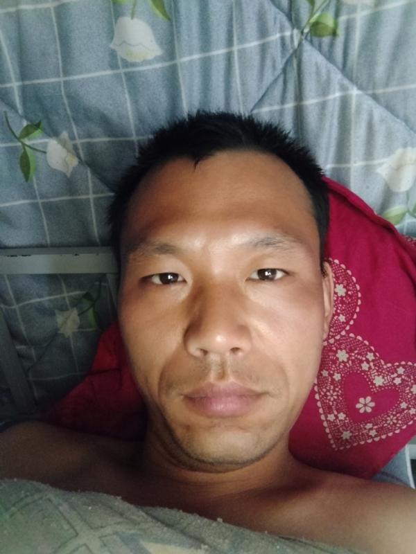 弘扬的第一张照片--保定相亲服务中心