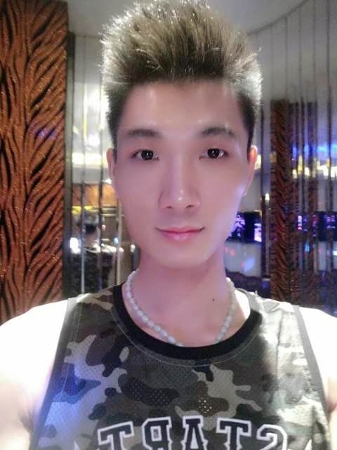人生如戏的第一张照片--保定相亲服务中心