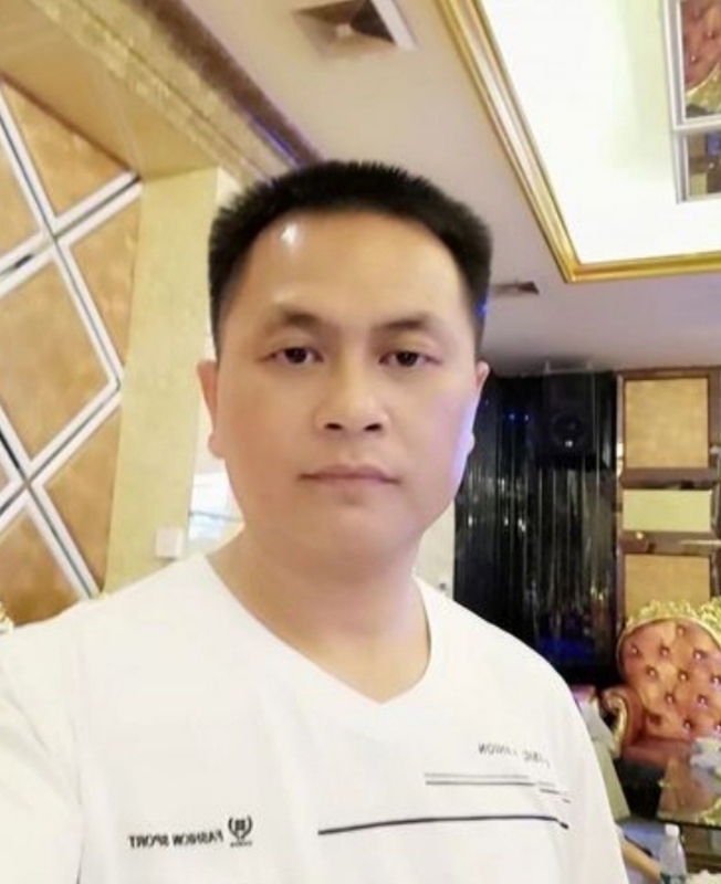 小梁的第一张照片--保定相亲服务中心