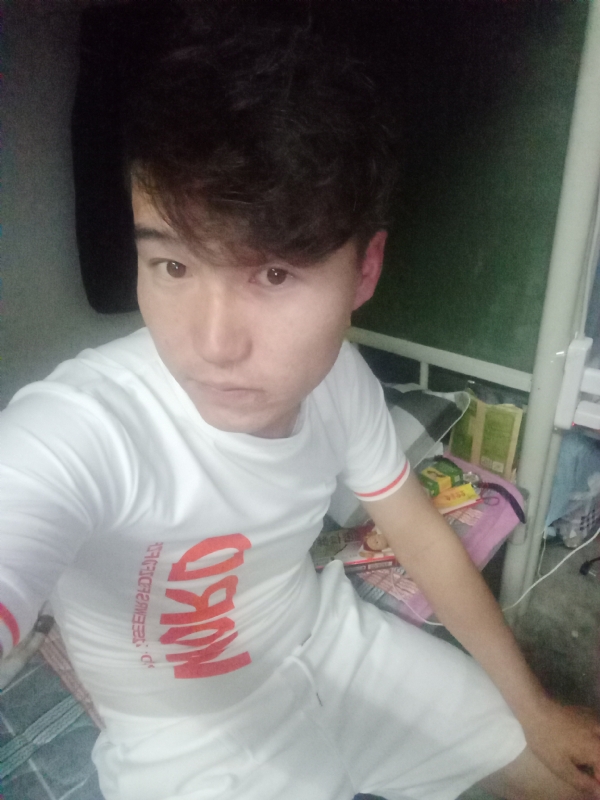 再回首的第一张照片--保定相亲服务中心