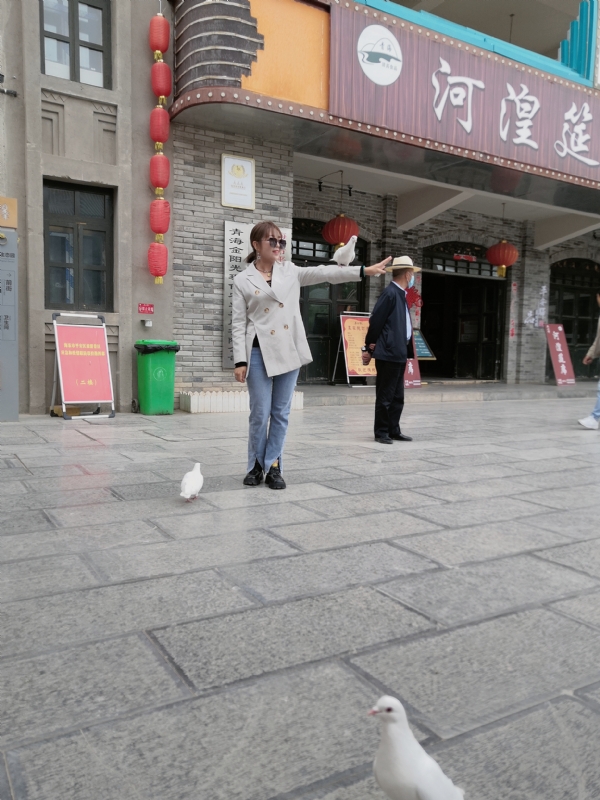 艳艳的第一张照片--保定相亲服务中心