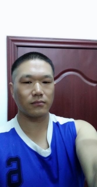 会飞的鱼的第一张照片--保定相亲服务中心