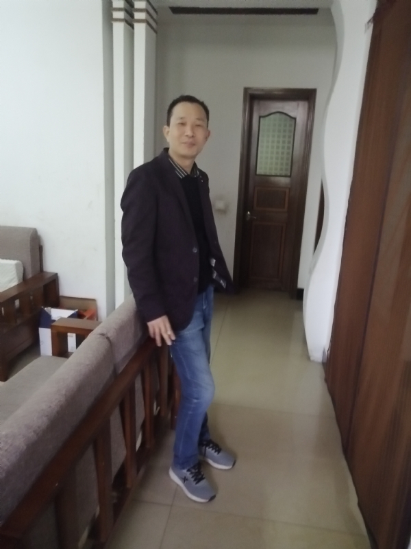 相亲相爱的第一张照片--保定相亲服务中心