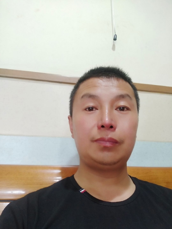 快乐的小鱼儿的第一张照片--保定相亲服务中心