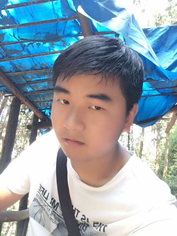 殷勤的王子的第三张照片--保定相亲服务中心