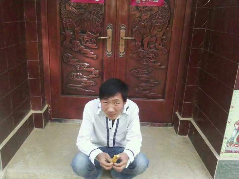 潘先生的第一张照片--保定相亲服务中心