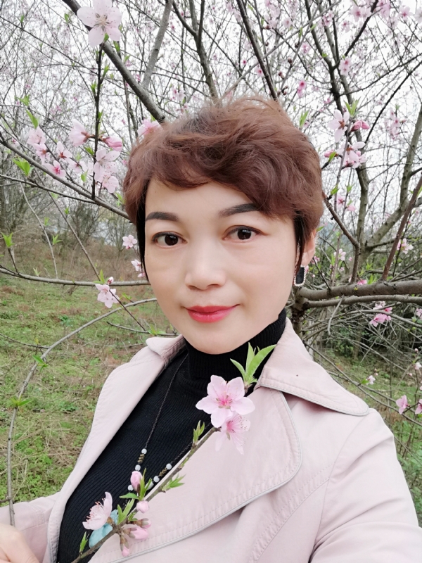 转角遇到你的第一张照片--保定相亲服务中心