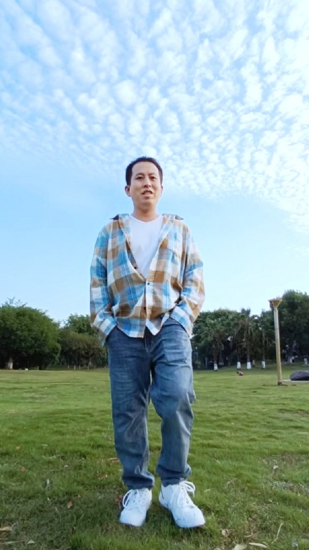 曹先生的第一张照片--保定相亲服务中心