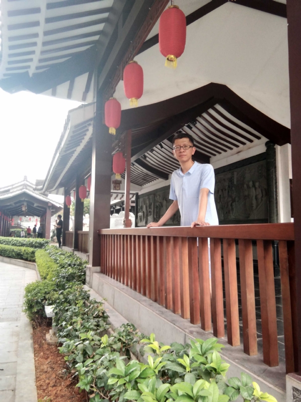 lijian的第一张照片--保定相亲服务中心