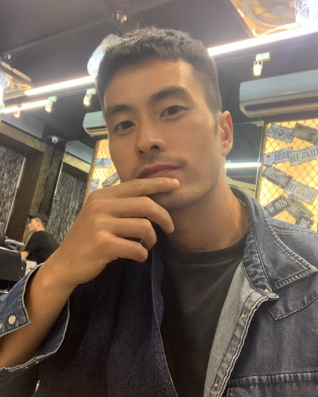 伟业强哥的第一张照片--保定相亲服务中心