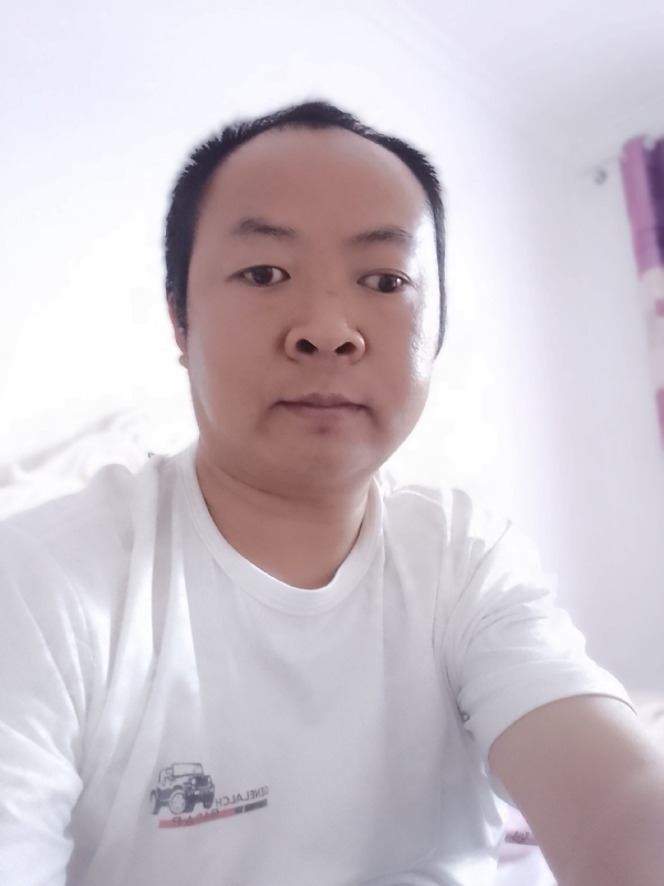 张家小伙子的第四张照片--保定相亲服务中心