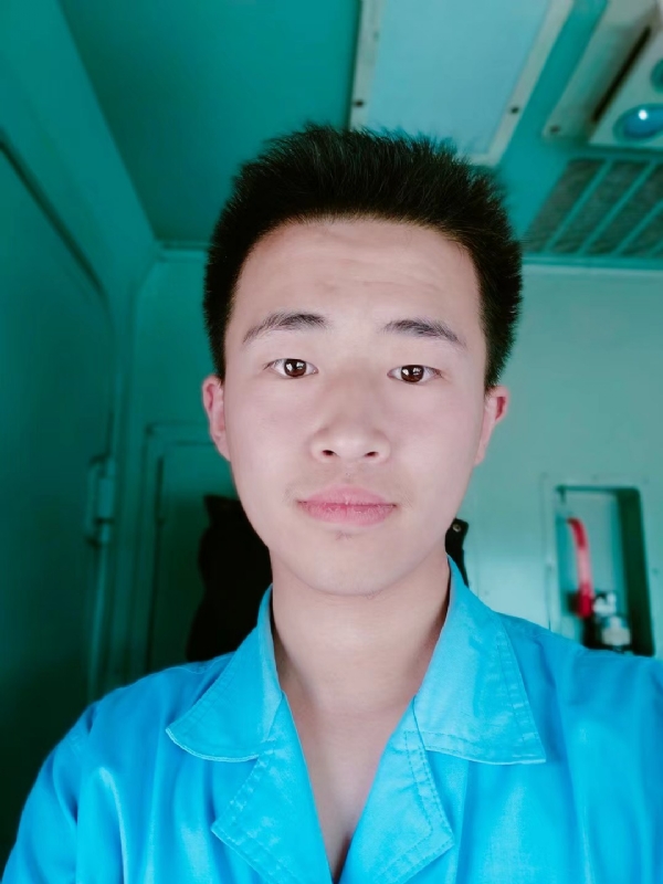 生而为人的第一张照片--保定相亲服务中心