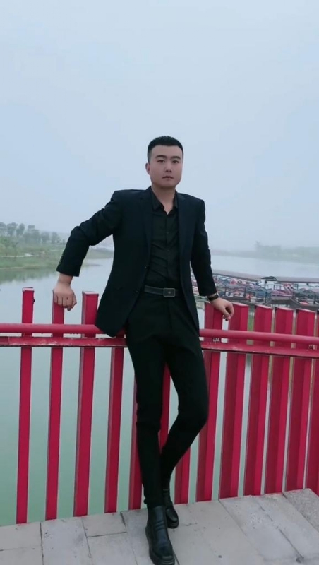 Albert的第一张照片--保定相亲服务中心