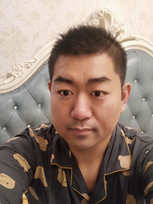 曾经的第一张照片--保定相亲服务中心