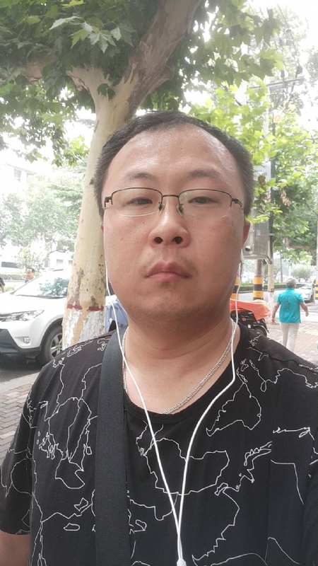 飘逸的星辰的第一张照片--保定相亲服务中心