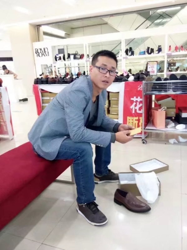借我你的手的第一张照片--保定相亲服务中心