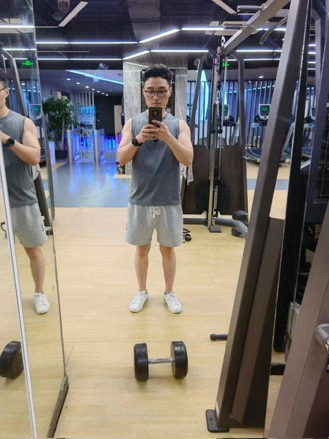 超哥的第二张照片--保定相亲服务中心