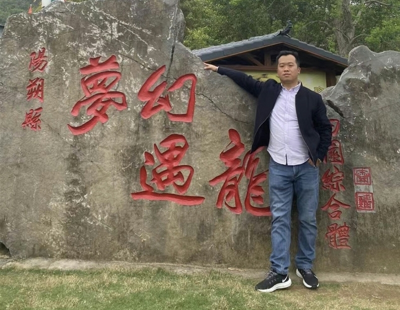 快乐每一天的第一张照片--保定相亲服务中心
