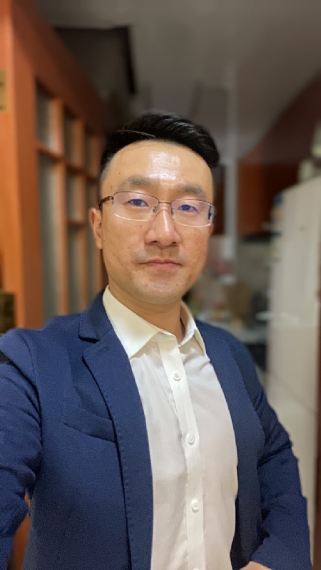 笑看人生的第一张照片--保定相亲服务中心
